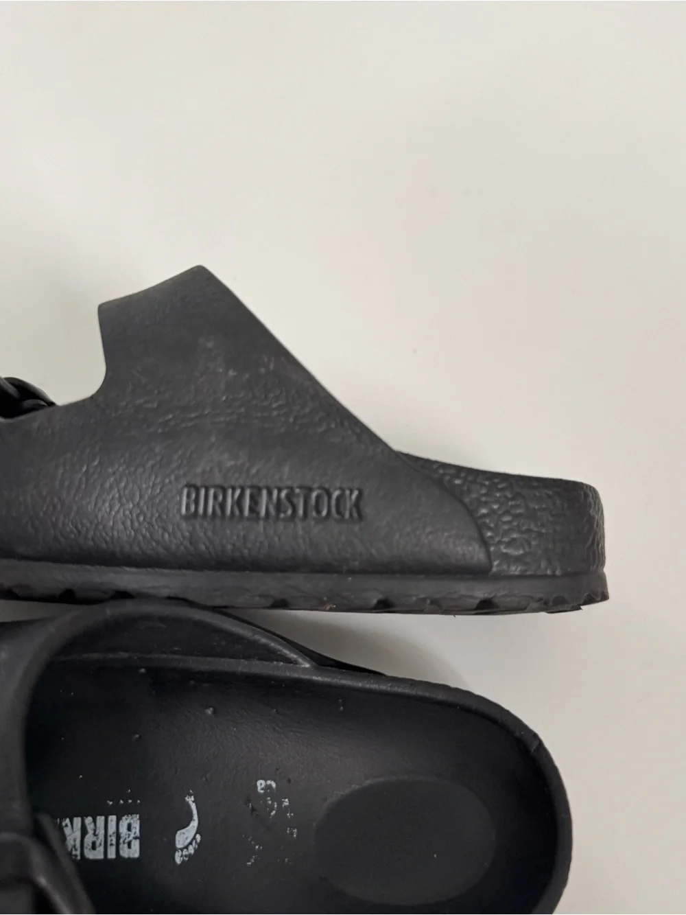 Birkenstock black sandals toddler 9